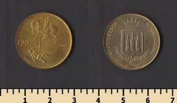 ���-������ 200 ��� 1983