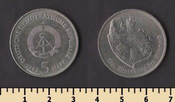 ��� 5 ����� 1982